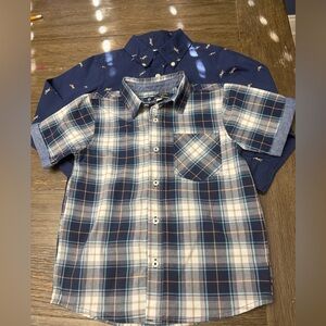 Lot of 2 boys button up shirts size 5 long/shirt sleeve plaid animal print